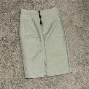 Gently worn Zara pencil skirt. Gray, size XS with zipper closure in back